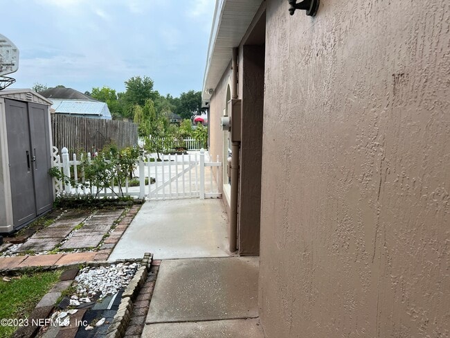 Photo - 6580 Gentle Oaks Dr N