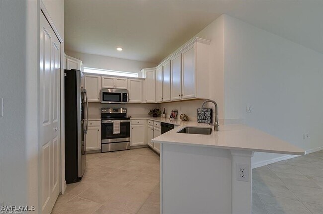 Photo - 2620 Vine Ave