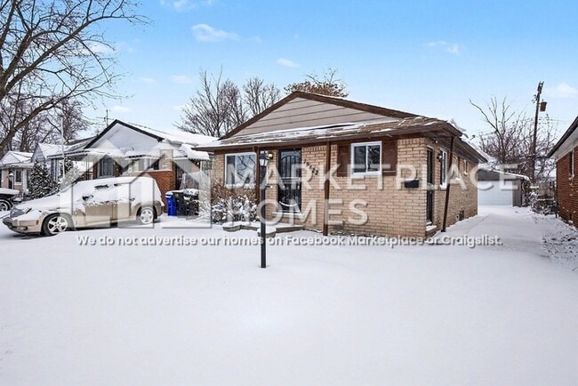 Photo - 19422 Algonac St