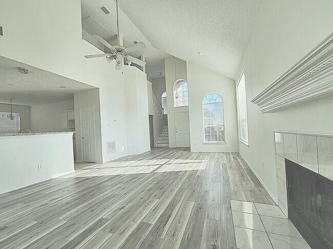 Photo - 3917 Rushden Ct
