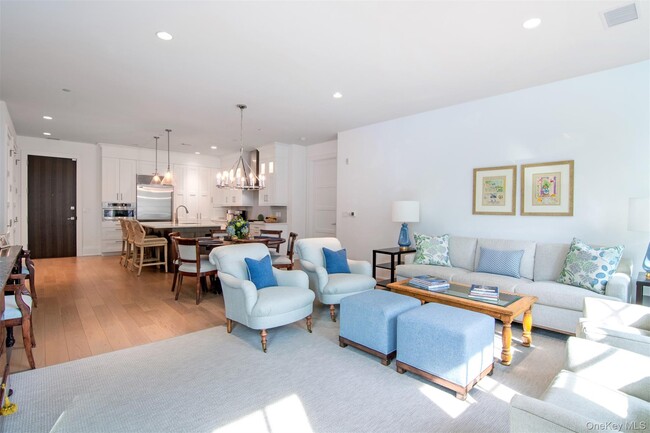 Photo - 15 Kensington Rd Unit 303