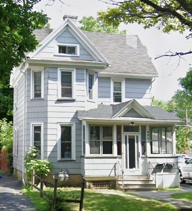 Building Photo - 490 Glenwood Ave Unit 490 Glen up