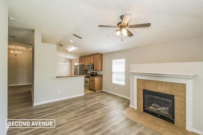 Photo - 1874 Reed Valley Way