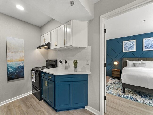 Photo - 505 Collection