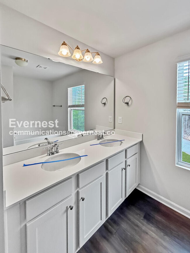 Photo - 109 Big Bertha Dr