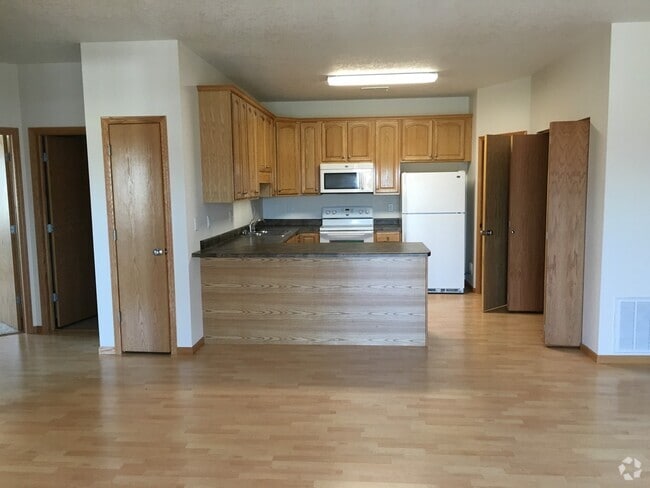 Building Photo - 131 Oakridge Ave Unit 8 Rental
