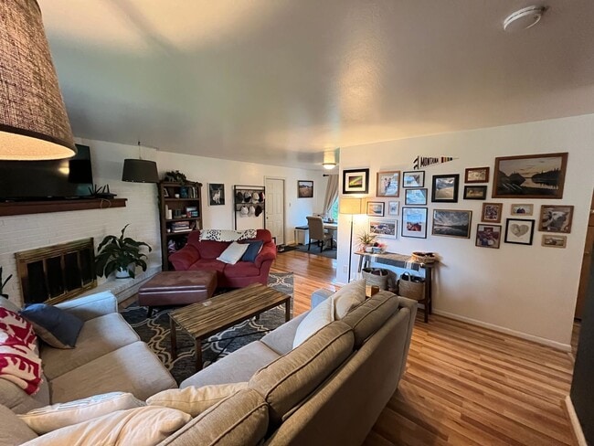 Photo - 1220C N 8th Ave Unidad Top