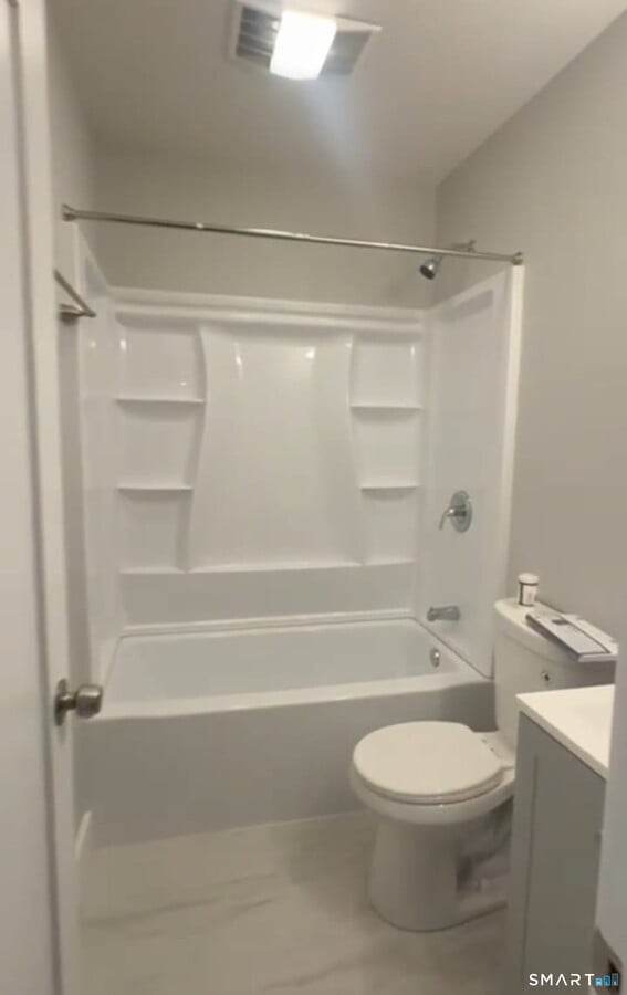 Photo - 980 Hancock Ave Unit 2R