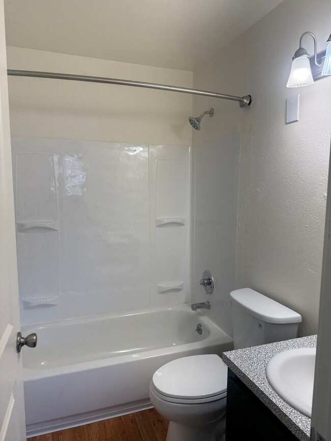 Photo - 3025 SE 20th Ave Unit 3025