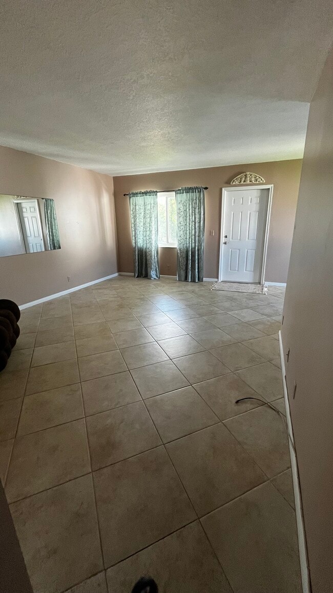 Photo - 136 Coventry F Unit 136 Coventry F