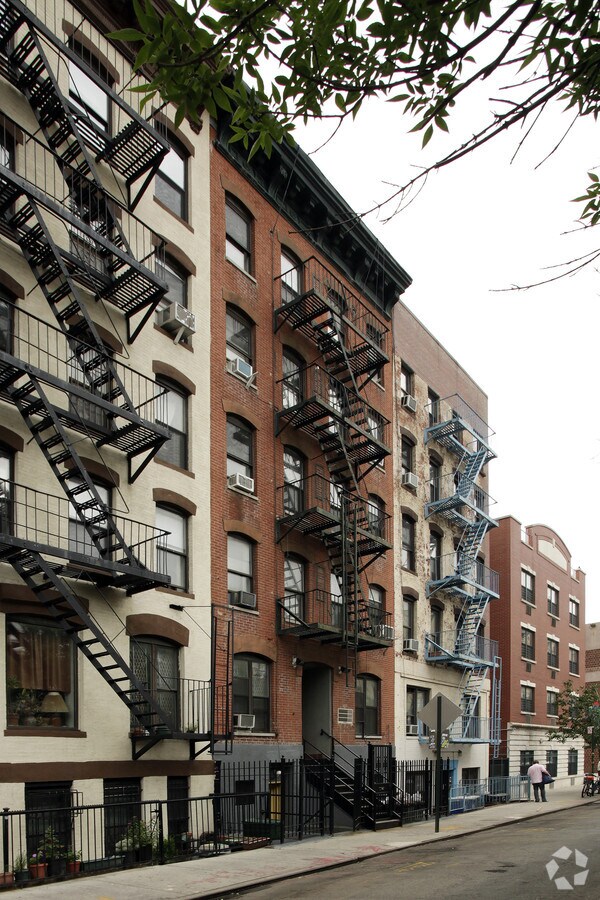 168 Norfolk St - 168 Norfolk St