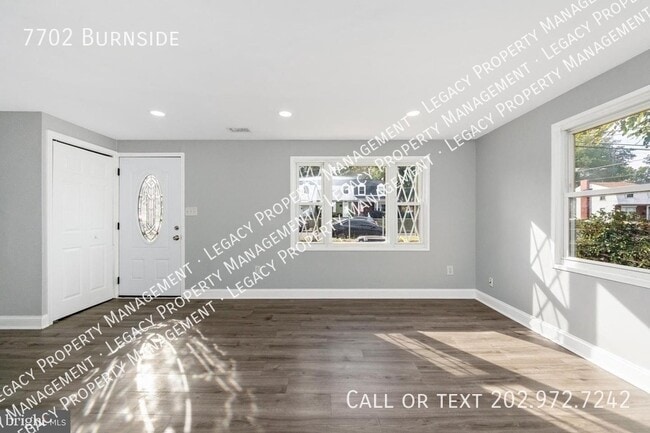 Photo - 7702 Burnside-