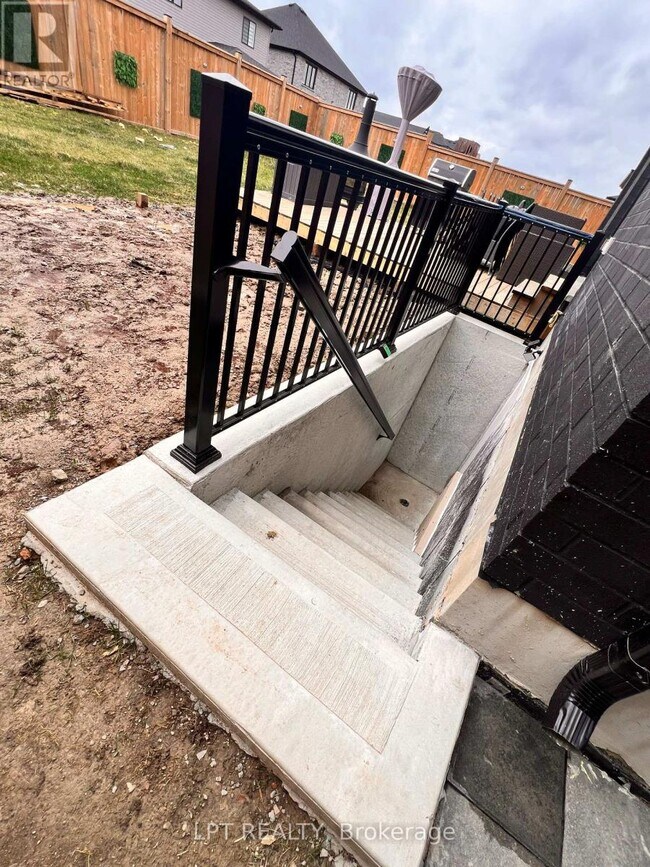 Photo - 3401 Regiment Rd