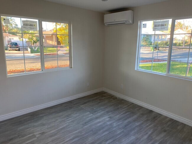 Photo - 16747 Bermuda St