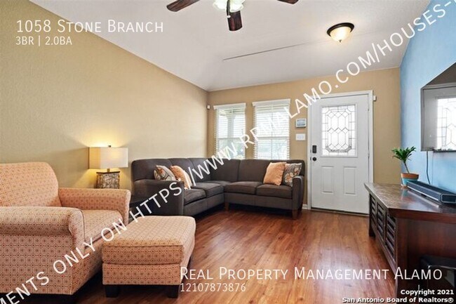 Photo - 1058 Stone Branch