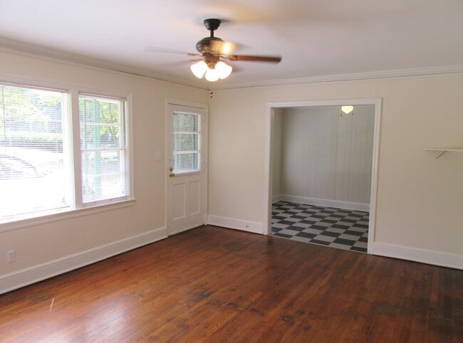 Photo - 156 Hart Ave