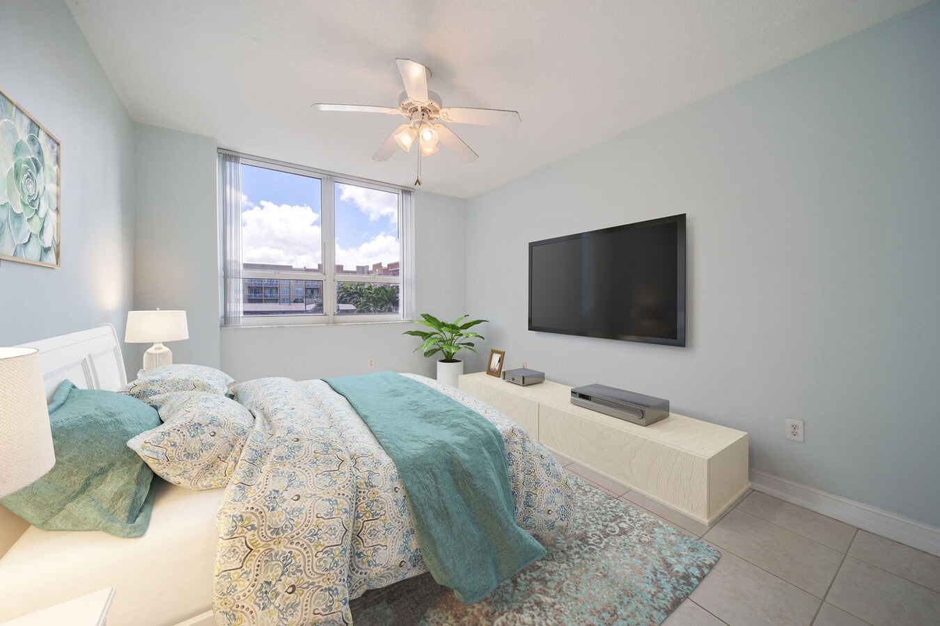 bdrm - 2000 N Bayshore Dr Condo Unit 312