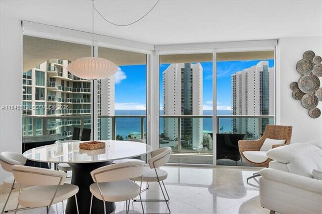 Photo - 200 Sunny Isles Blvd Unidad 200 Sunny Isles Blvd 2-1605