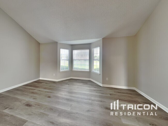 Photo - 4445 Millenium View Ct SW