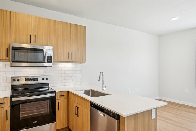 Photo - 3651 S Custer Rd