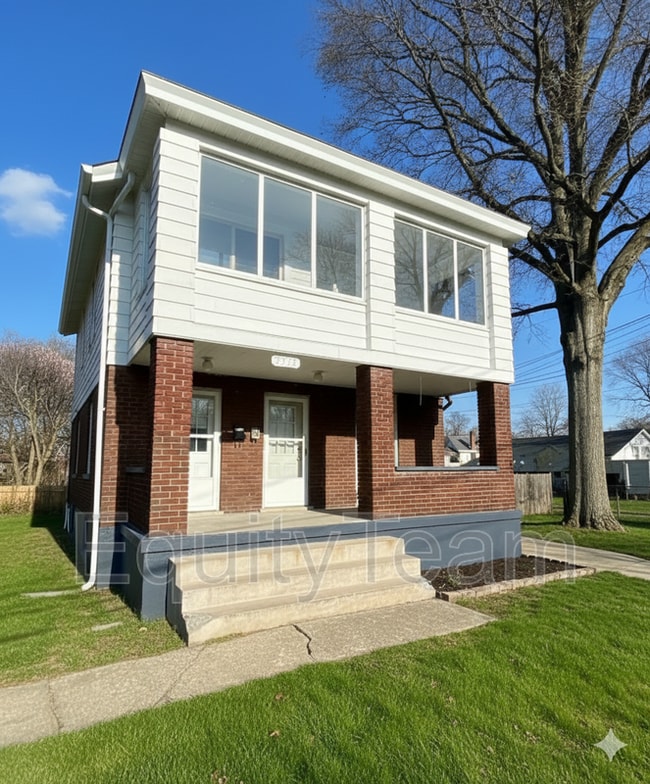 Building Photo - 5573 Attica Ave Unit 2