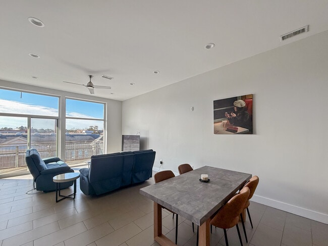 Photo - The Hillsborough