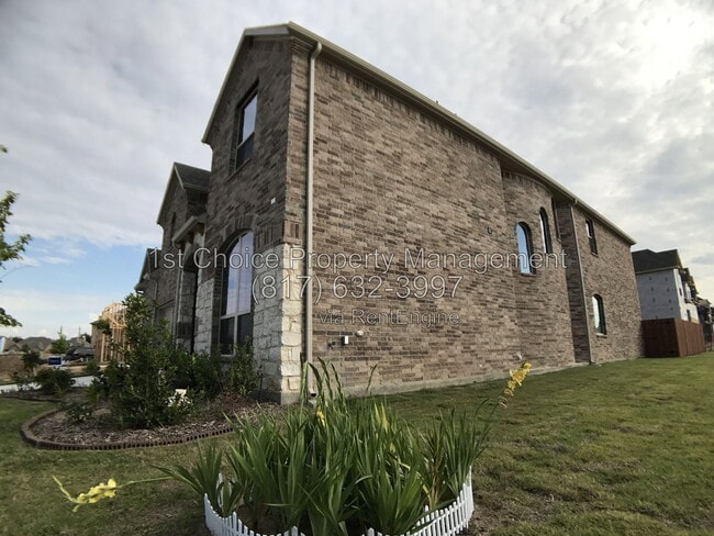 Photo - 5913 Richmond Dr