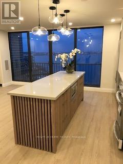 Photo - 33 Harbour Square Unit 1616