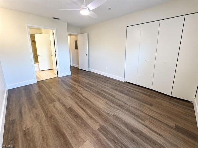 8275 Ibis Club Dr