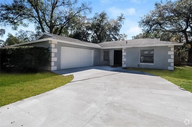 Building Photo - 2301 Willow Branch Ave Rental