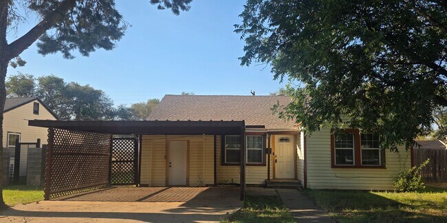Building Photo - 3/2/2 CARPORT IN TECH TERRACE Rental
