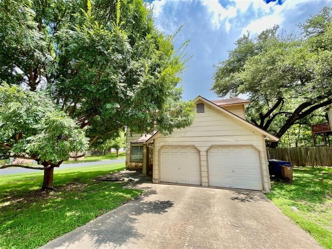 Building Photo - 8116 Pilgrims Pl Rental