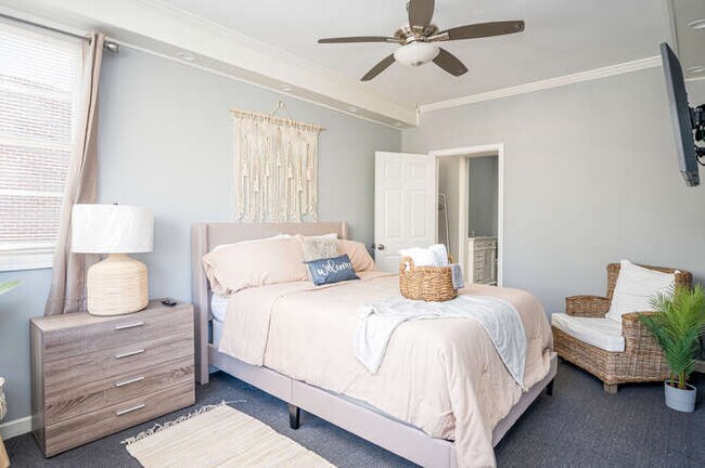 Photo - 3222 Jamaica Rd NW