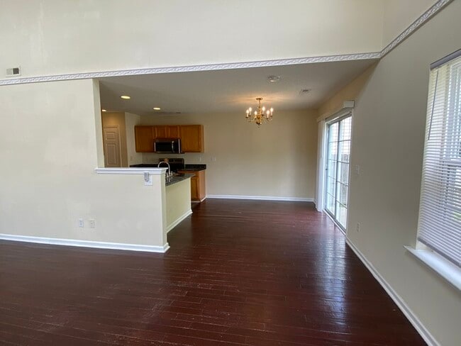 Photo - 5815 Ricker Rd