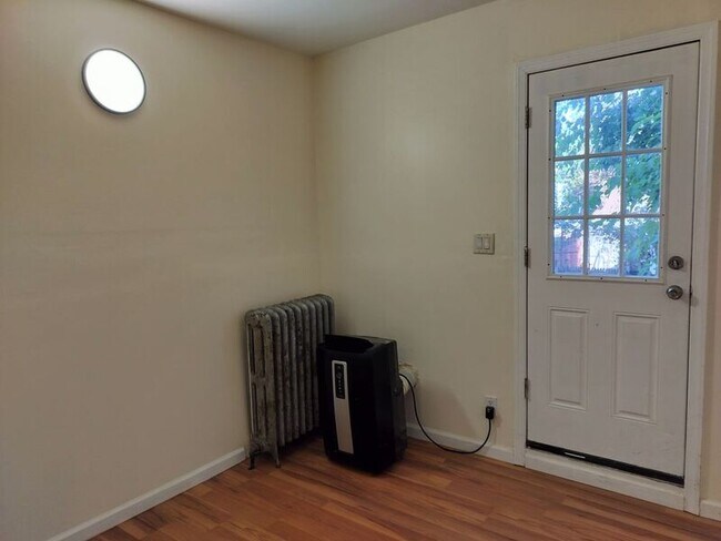 Photo - 148 Hamilton Ave