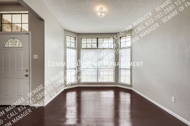 Photo - 2729 Dukeswood Dr