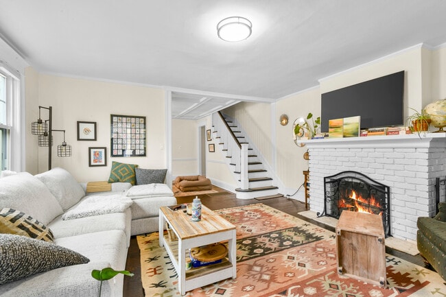 Photo - 330 First Ave