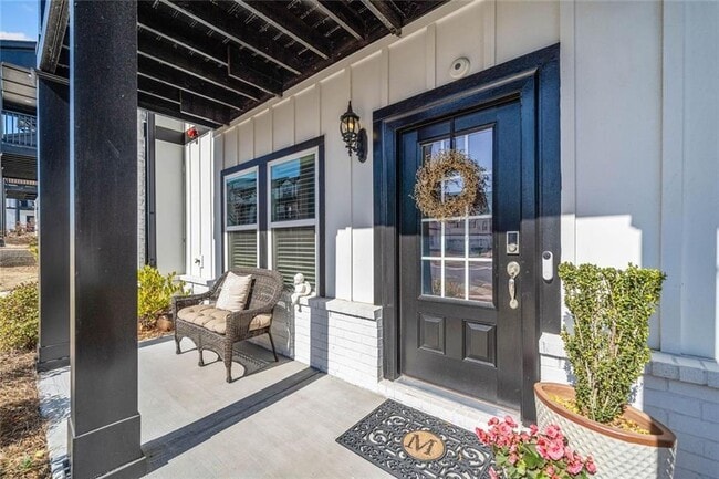 Photo - 1052 Knoxboro Ln