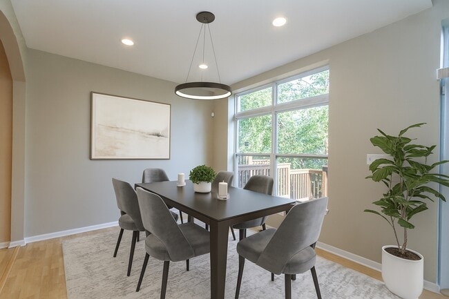 Photo - 357 Lucille Ln