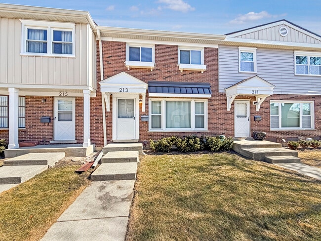 Photo - 213 Lafayette St