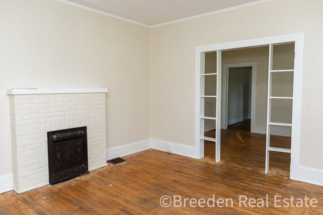Photo - 427 N Green St