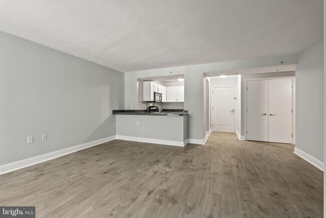 Photo - 800 4th St SW Unidad N325