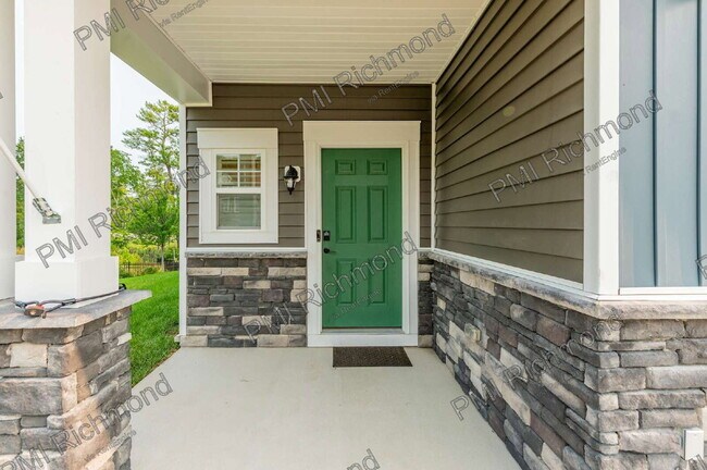 18320 Palisades Ct