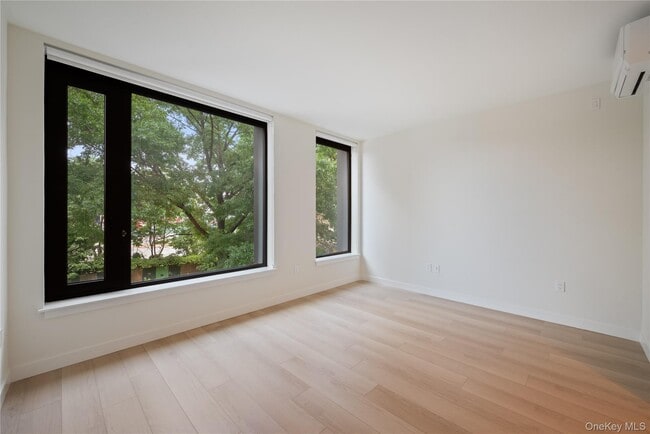 Photo - 15310 88th Ave Apartment