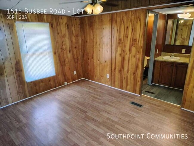 1515 Busbee Rd