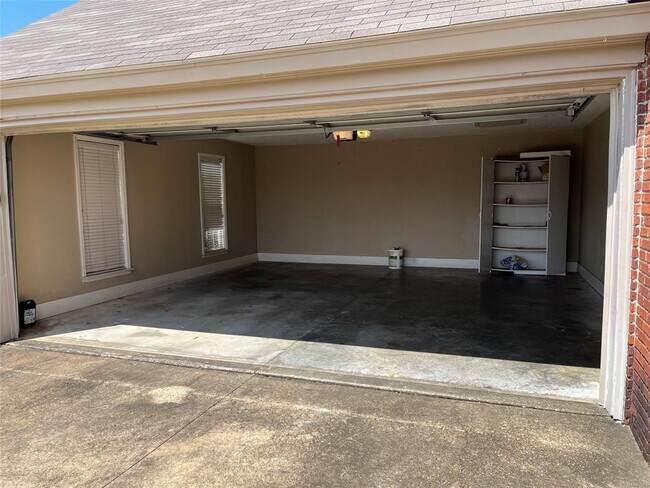 Photo - 1930 Chancellor Ridge Rd