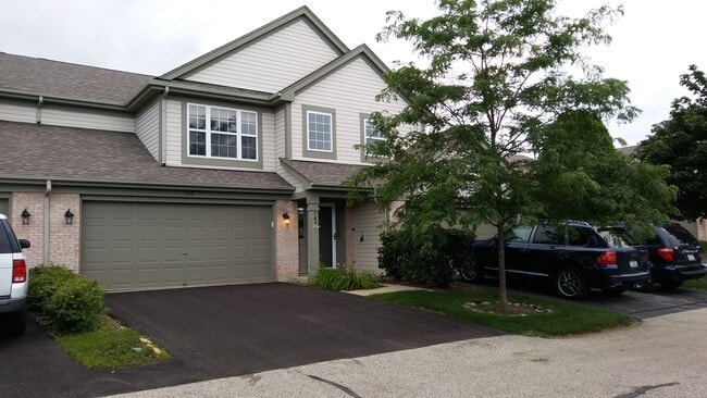 Front View - 743 Sycamore Ct