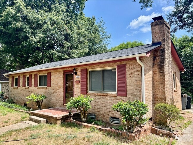 323 Frank Dr