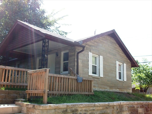 Photo - 1120 N Lincoln St