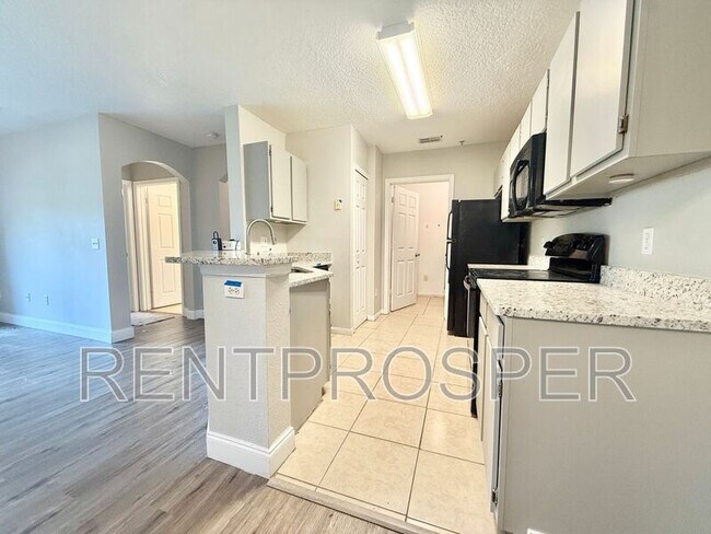 Photo - 6530 Swissco Dr Unidad 1114